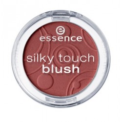 Silky Touch Blush Essence